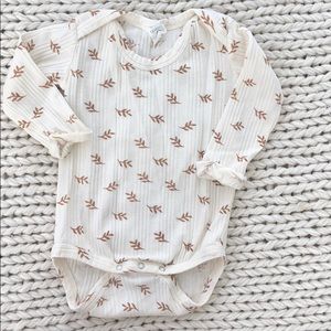 Kate Quinn - organic cotton ribbed long sleeve